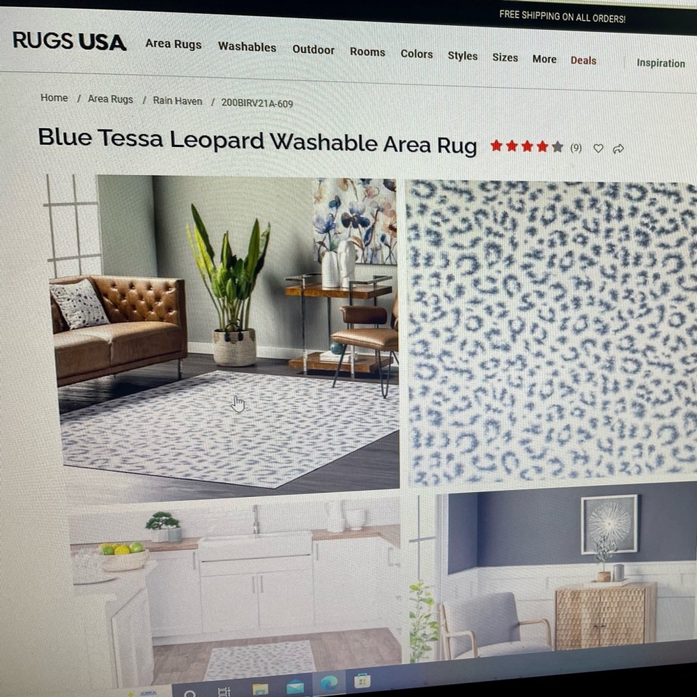 New in box!! Washable area rug!